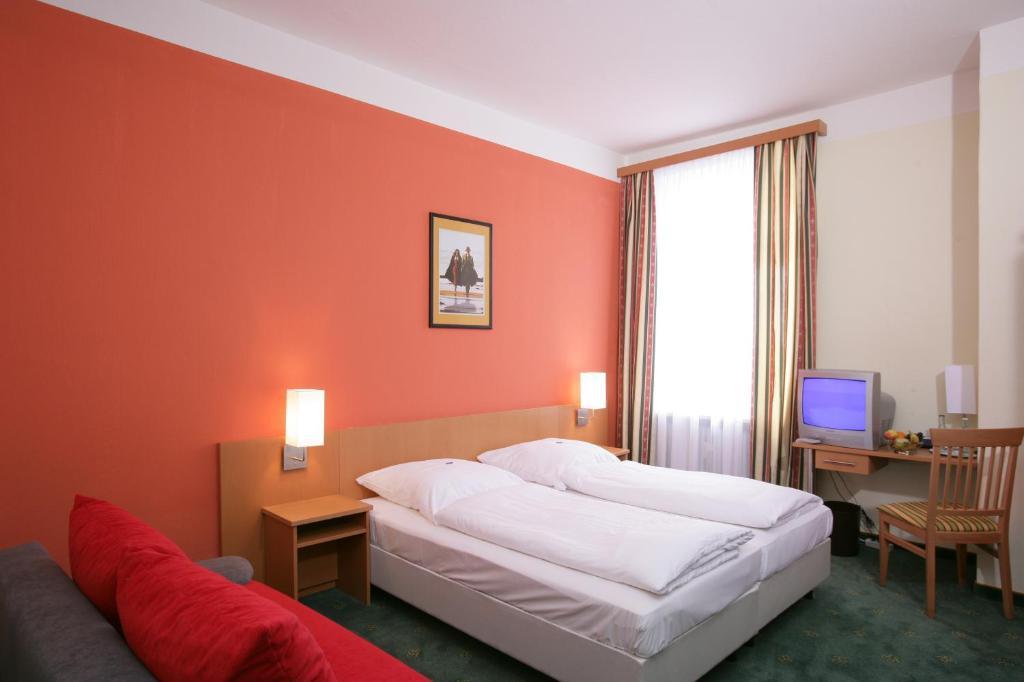 Altstadt-Hotel Zieglerbraeu Dachau Ruang foto